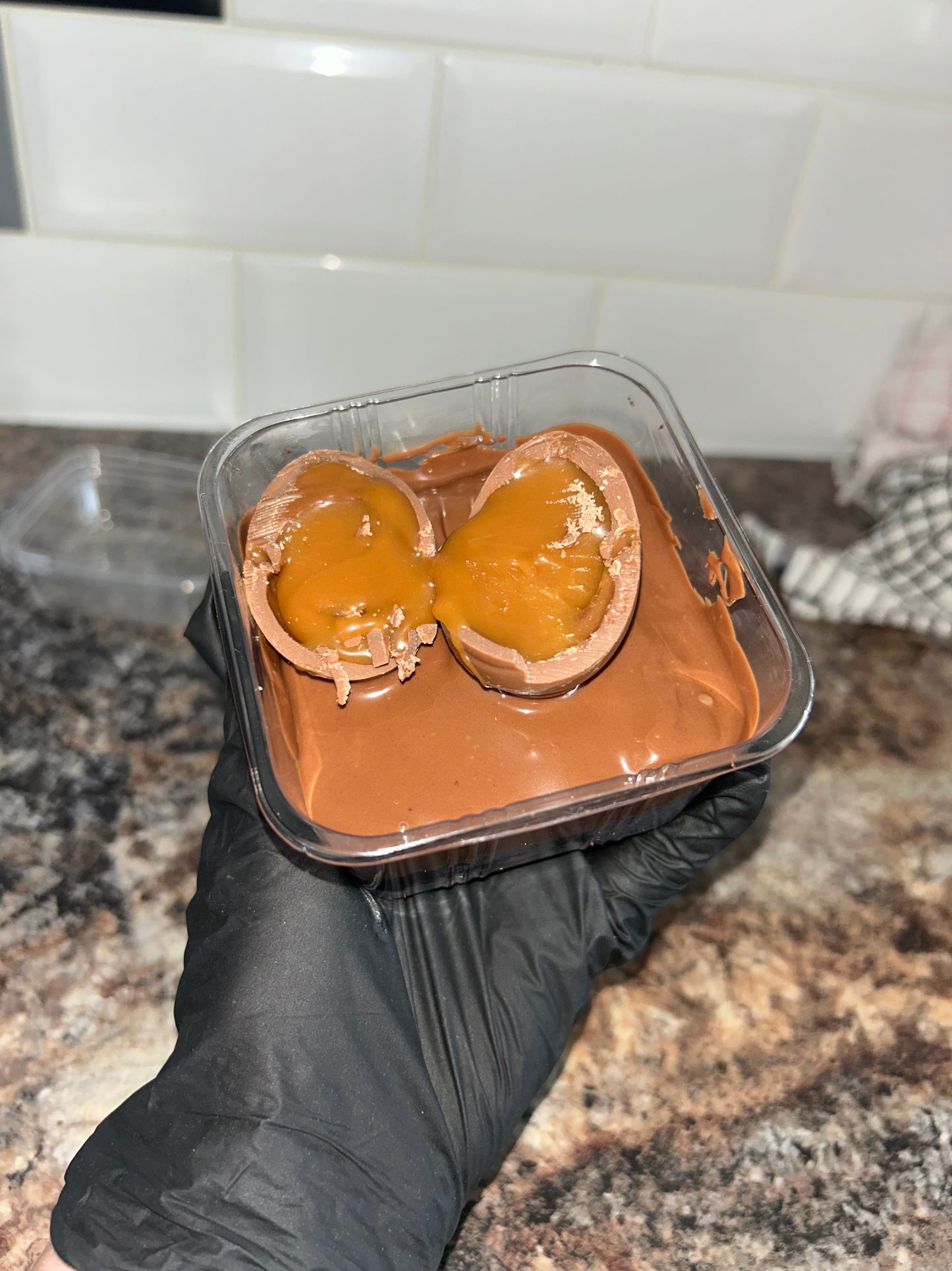 Caramel egg brownie pot